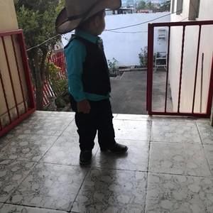 Meet your Posher, Agustin